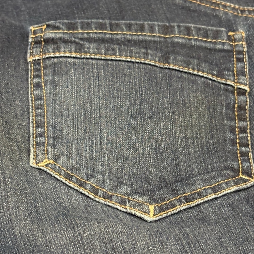 Liverpool Blue Flare Wide Leg Jeans with Vintage Charm - Picture 7 of 8
